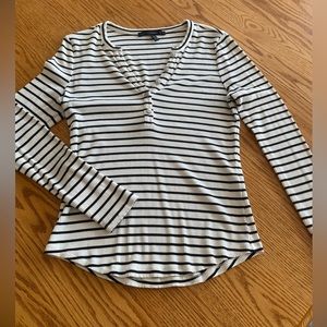 White House Black Market | long sleeve size: M